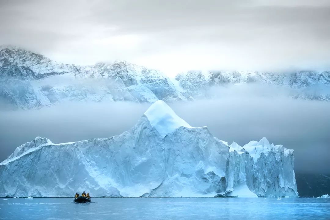 漫游三岛探秘北极，邂逅北极熊与北极光（斯匹次柏根、东格陵兰岛、冰岛）